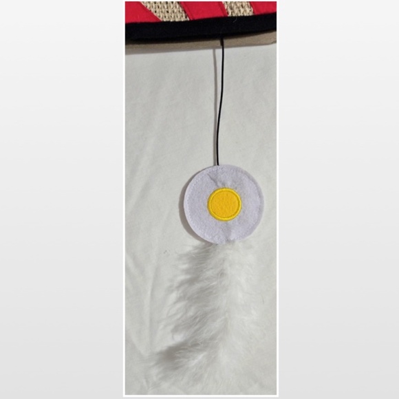 New Cat Toy Scratcher Bacon Me Crazy Floor Door Mat Eggs Feather Catnip NWT - Picture 6 of 16